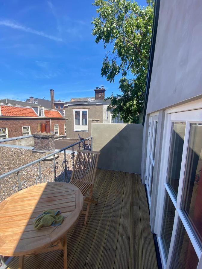 The Loft 300 - R Q C *